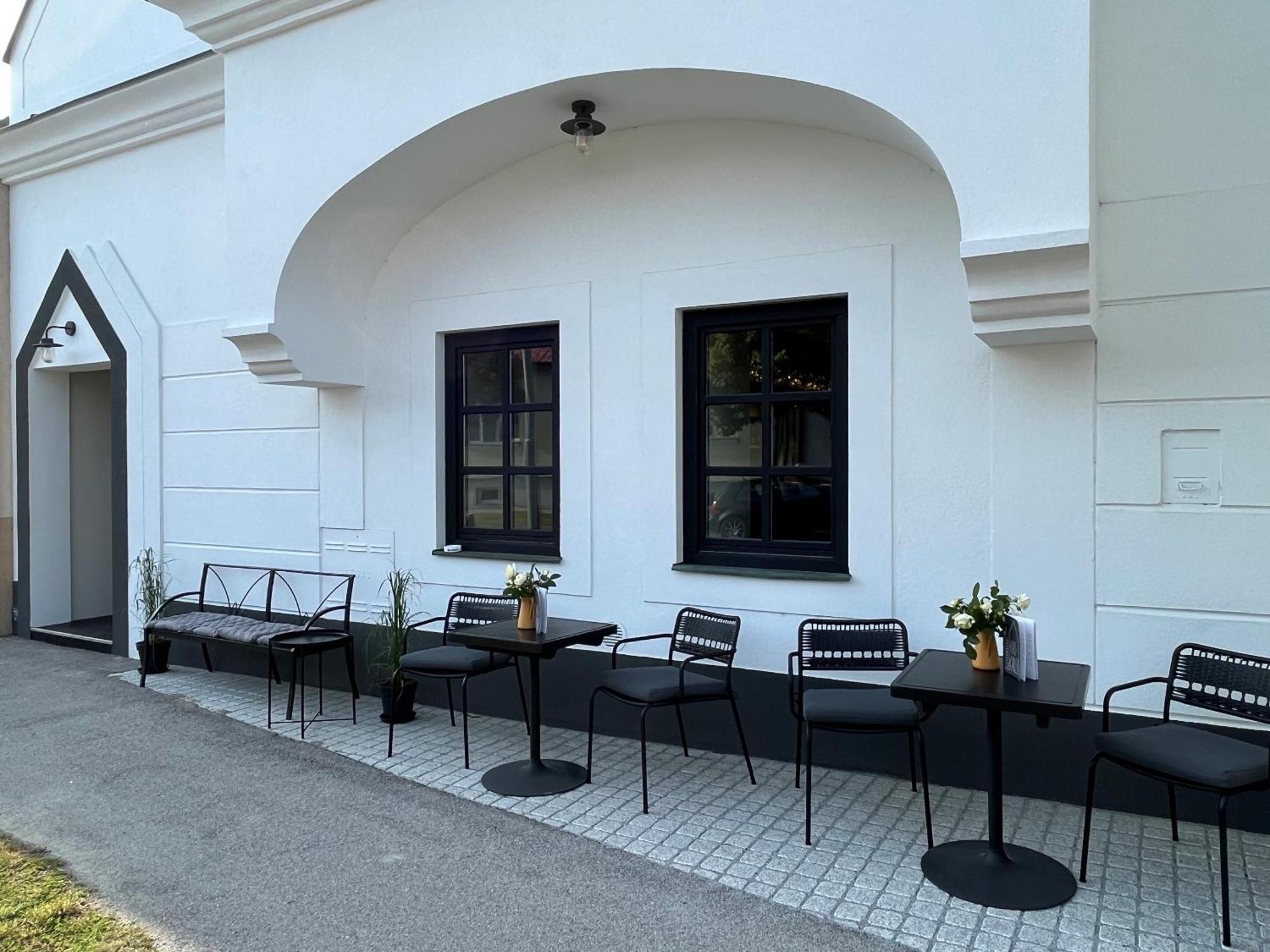 Hotel Haus Karlich Trausdorf an der Wulka Esterno foto
