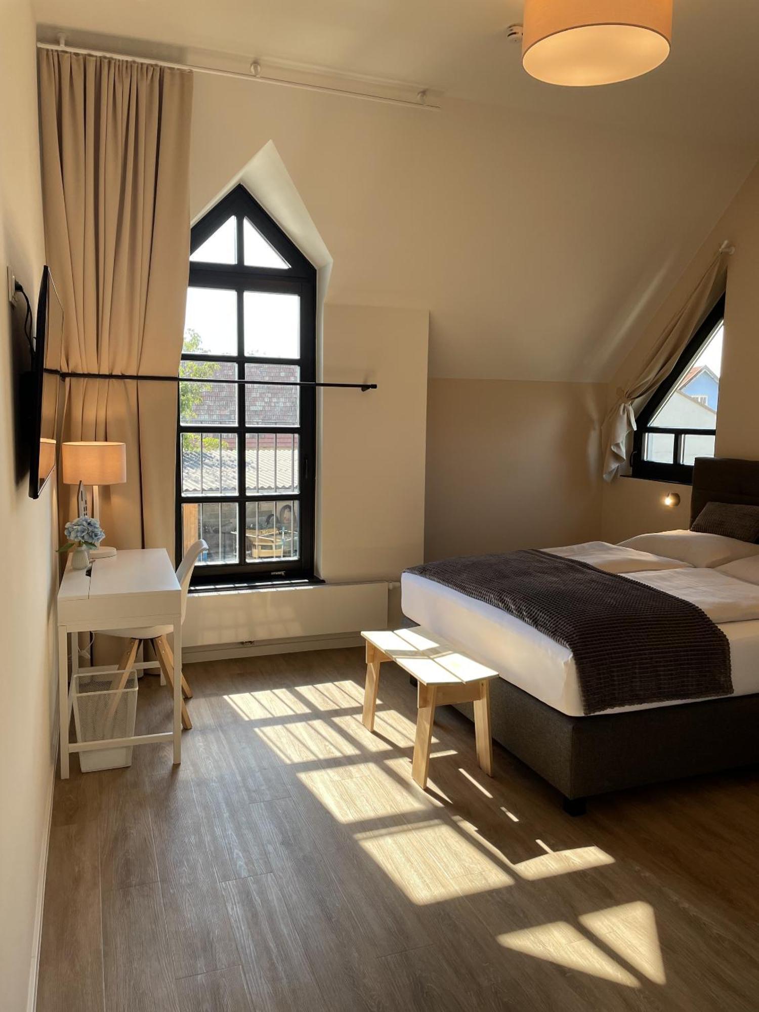 Hotel Haus Karlich Trausdorf an der Wulka Esterno foto
